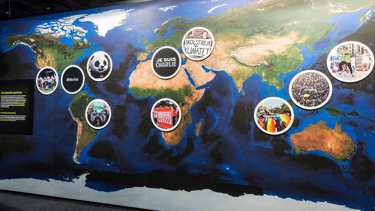 Carte du monde présentant certains des événements majeurs qui ont été engendrés par les médias sociaux.