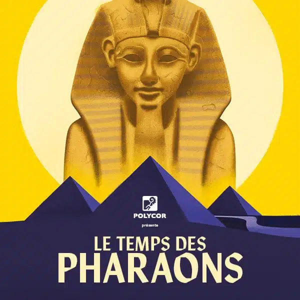 Signature visuelle de l'exposition Le temps des pharaons représentant un buste de pharaon sortant de trois pyramides.