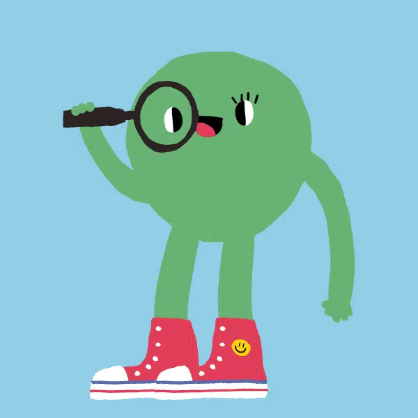 dessin naif d'une boule verte avec des bras, des jambes, des yeux tenant d'une main une loupe portée vers son oeil et portant aux pieds des espadrilles Converse rouge
