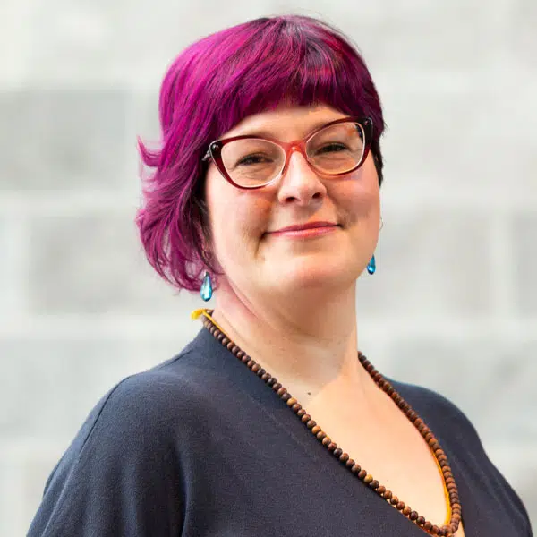 Photo de portrait d'Évelyne Ferron